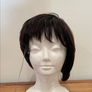 It’s A Cap Weave! Brand 100% Human Hair Short Wig NWT